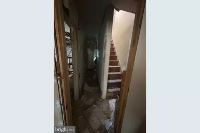2433 N Lawrence Street, Philadelphia, PA 19133 - Photo 8