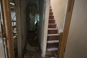 2433 N Lawrence St, Philadelphia, PA 19133 - Photo 8