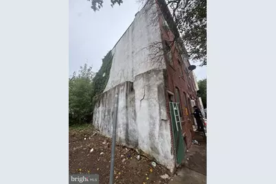 2433 N Lawrence Street, Philadelphia, PA 19133 - Photo 24