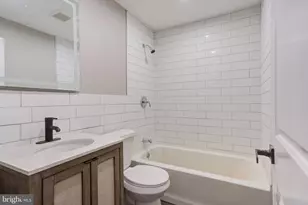 2463 Amber St, Philadelphia, PA 19125 - Photo 12