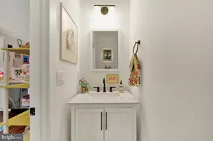 162 W Sharpnack, Philadelphia, PA 19119 - Photo 10