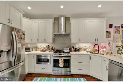 162 W Sharpnack, Philadelphia, PA 19119 - Photo 8