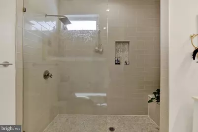 162 W Sharpnack, Philadelphia, PA 19119 - Photo 16
