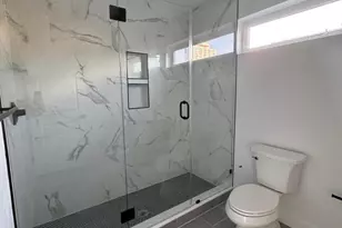 215 N 9th St, Philadelphia, PA 19107 - Photo 12