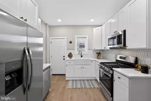 2518 S American St, Philadelphia, PA 19148 - Photo 10