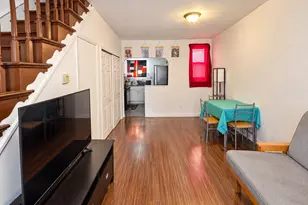 2005 S Crosskey St, Philadelphia, PA 19145 - Photo 2