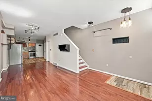 2341 Cross St, Philadelphia, PA 19146 - Photo 2