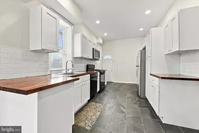 1627 W Thompson Street, Philadelphia, PA 19121 - Photo 10