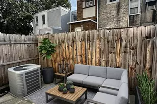 2532 E Gordon St, Philadelphia, PA 19125 - Photo 36