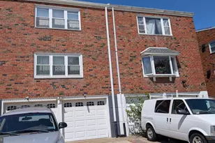 7405 Lapwing Pl, Philadelphia, PA 19153 - Photo 2