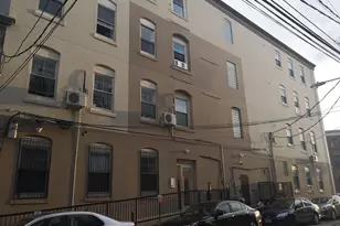 1020 Hamilton St, Philadelphia, PA 19123 - Photo 2