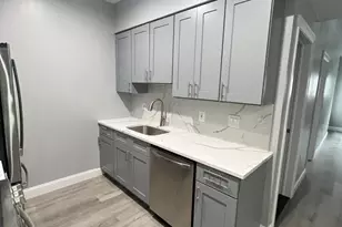 1611 Ridge Ave, Philadelphia, PA 19130 - Photo 12