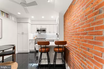 1104 Lombard Street, Philadelphia, PA 19147 - Photo 8