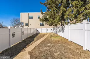 382 Martin St, Philadelphia, PA 19128 - Photo 34