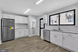 382 Martin St, Philadelphia, PA 19128 - Photo 6