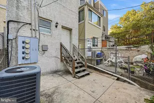 2261 N Park Ave, Philadelphia, PA 19132 - Photo 12