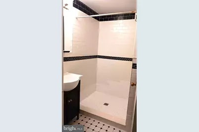 1324 Locust Street #1130, Philadelphia, PA 19107 - Photo 10