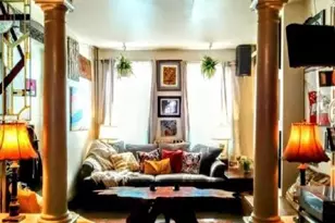 521 Mountain St, Philadelphia, PA 19148 - Photo 2