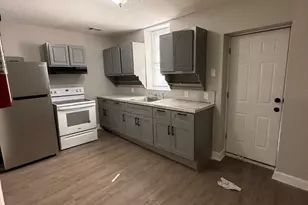 1016 W Erie Ave, Philadelphia, PA 19140 - Photo 10