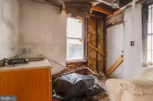 2034 Manton St, Philadelphia, PA 19146 - Photo 26
