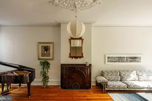 243 Pine St, Philadelphia, PA 19106 - Photo 6