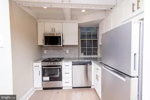 901 Clinton St, Philadelphia, PA 19107 - Photo 8