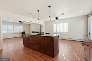 1111 Warwick St, Philadelphia, PA 19116 - Photo 18