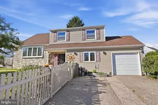 1111 Warwick St, Philadelphia, PA 19116 - Photo 1