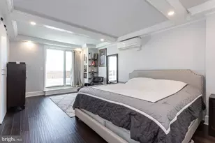 200 Lombard St, Philadelphia, PA 19147 - Photo 16
