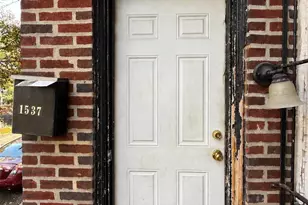 1537 S Stanley St, Philadelphia, PA 19146 - Photo 2