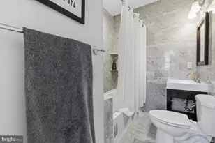 1813 Spruce St, Philadelphia, PA 19103 - Photo 14