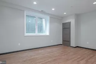 2537 Montrose St, Philadelphia, PA 19146 - Photo 8