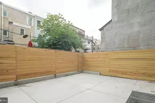 2537 Montrose St, Philadelphia, PA 19146 - Photo 4