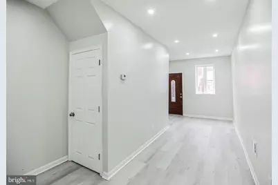 2864 N Leithgow Street, Philadelphia, PA 19133 - Photo 4