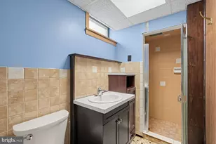 650 Hendren St, Philadelphia, PA 19128 - Photo 22