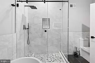 1611 N 27th St, Philadelphia, PA 19121 - Photo 26