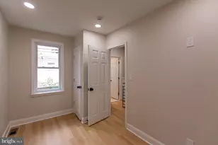1542 S Bambrey St, Philadelphia, PA 19146 - Photo 16
