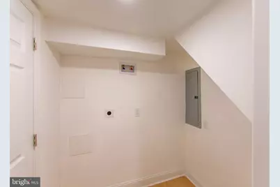 1542 S Bambrey Street, Philadelphia, PA 19146 - Photo 12