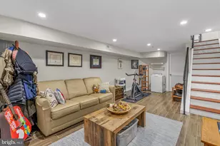 2114 Oakford St, Philadelphia, PA 19146 - Photo 12