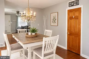 609 Acorn St, Philadelphia, PA 19128 - Photo 10