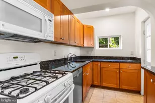 7232 Devon St, Philadelphia, PA 19119 - Photo 16