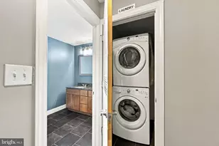 1719 Wylie St, Philadelphia, PA 19130 - Photo 14