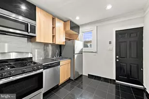 2017 Sigel St, Philadelphia, PA 19145 - Photo 8