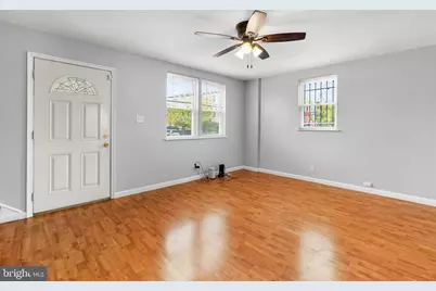 1801 S 29th Street, Philadelphia, PA 19145 - Photo 6