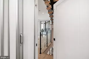 2324 Sansom St, Philadelphia, PA 19103 - Photo 12