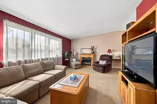 9854 Cowden St, Philadelphia, PA 19115 - Photo 2