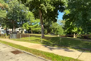 371 E Cliveden St, Philadelphia, PA 19119 - Photo 20
