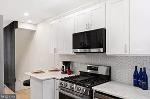 2117 Sears St, Philadelphia, PA 19146 - Photo 4