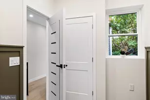 2117 Sears St, Philadelphia, PA 19146 - Photo 12