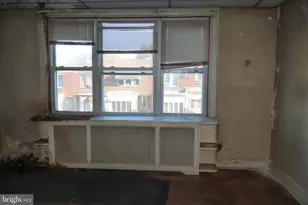 1940 W Sparks St, Philadelphia, PA 19141 - Photo 10
